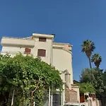 Helen\'S Apartments